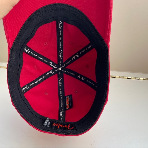 Fender Guitar Red Baseball Hat Cap Men’s Size Large Extra Large - Picture 8 of 10